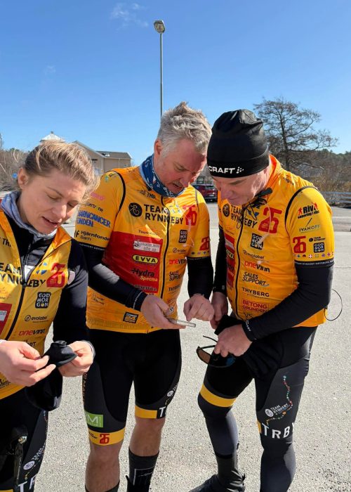 93fc0653252c718573adbf92a4ba4090